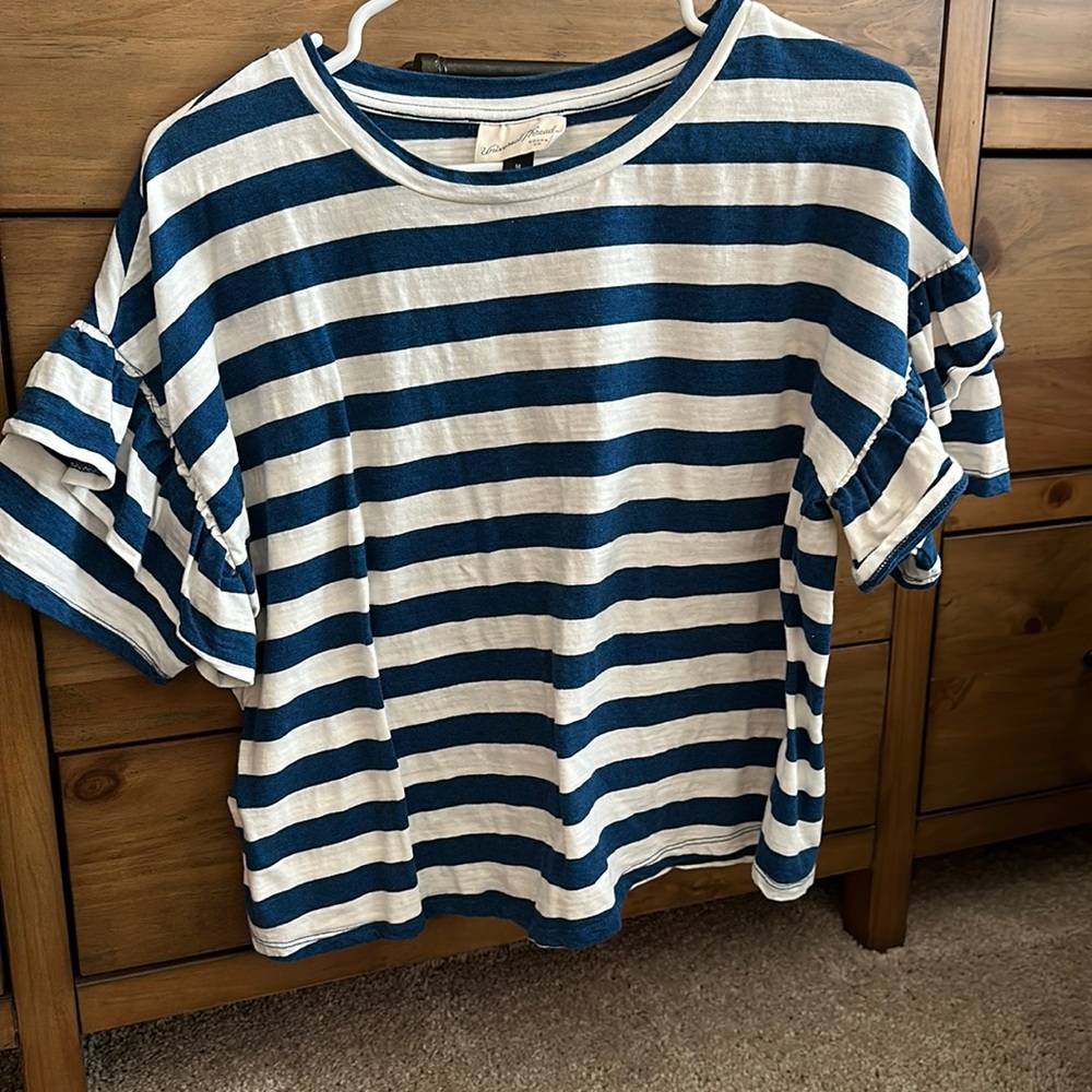 Navy and white top